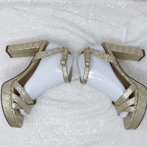 Naturalizer women’s gold snake Mallory ankle strap sandals/ heels size 8.5 wide - Picture 10 of 16